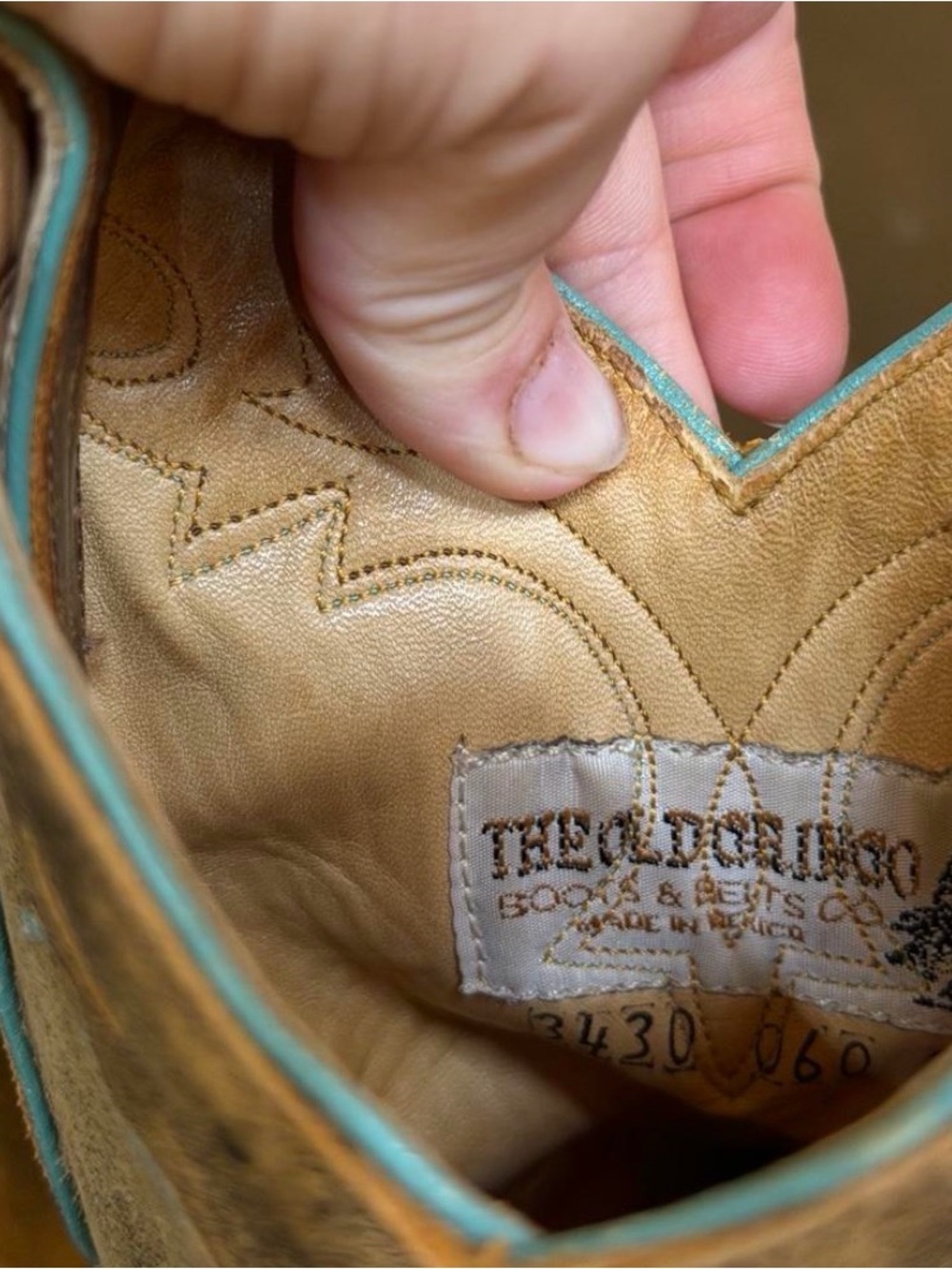 Old Gringo Tan Leather Western Boots with Teal Trim ✨COLLECTOR✨ - Picture 5 of 6